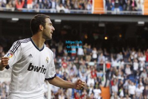 爱游戏体育|菲利克斯深情回归本菲卡，若塔精神永驻心间，誓言以足球铭刻永恒纪念