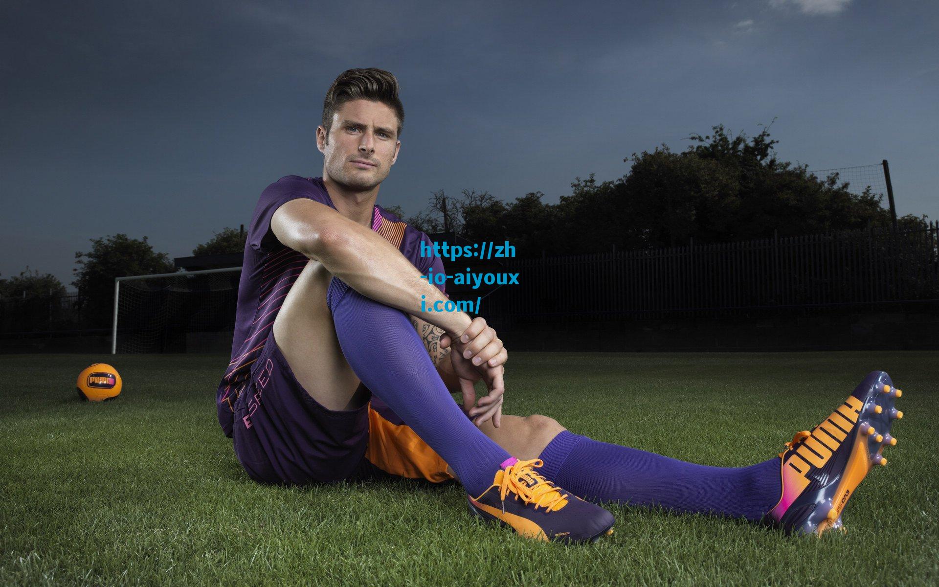 巴西前锋菲尔米诺登陆卡塔尔！萨德官方宣布签约至2027年，西亚足坛再迎巨星